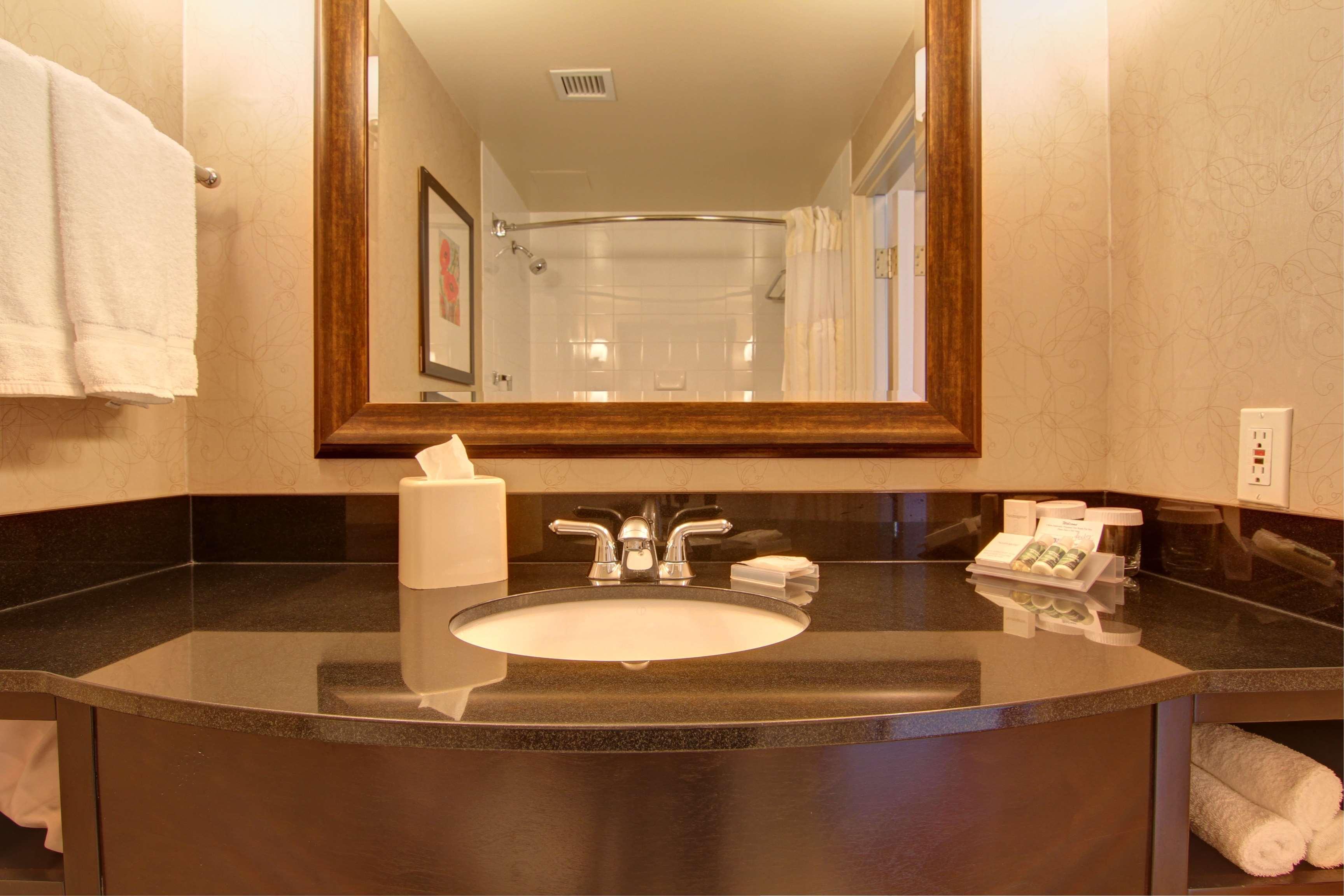 Hilton Garden Airport Hotel Calgary
