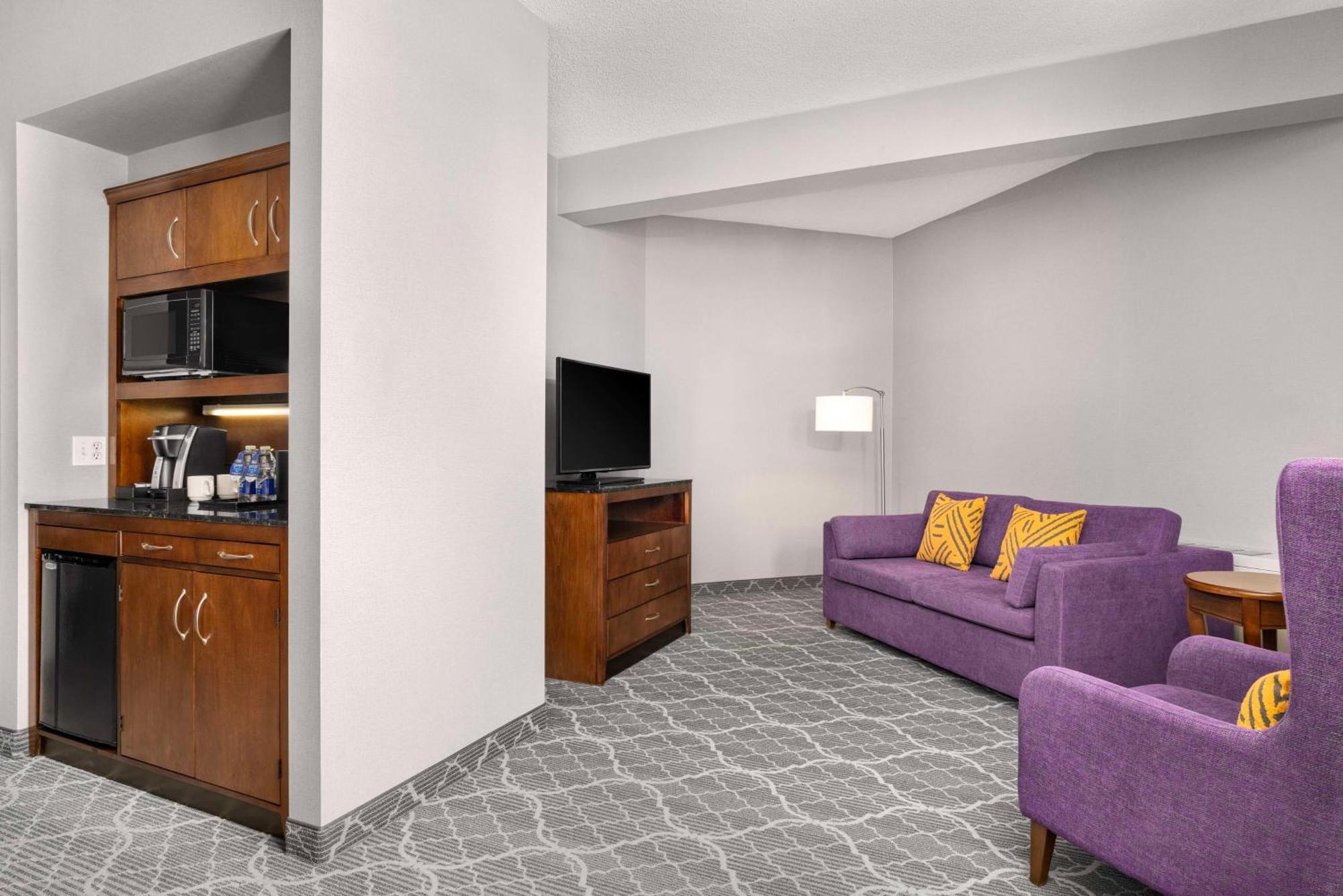 Hilton Garden Airport Calgary