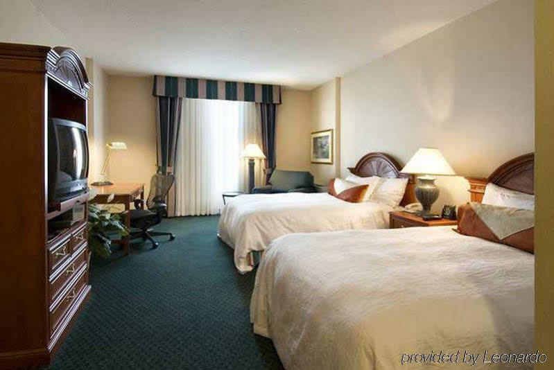 Hilton Garden Airport Hotel 3*